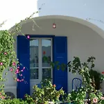 Ξενοδοχείο με διαμερίσματα Karabo