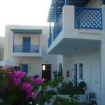 Karabo Aparthotel 2*